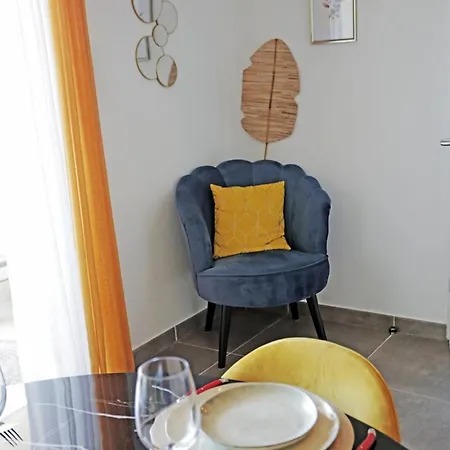 アパート Corniche Proche - Terrasse, Parking, Clim, Wifi セット