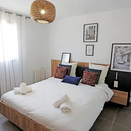 Corniche Proche - Terrasse, Parking, Clim, Wifi アパート セット